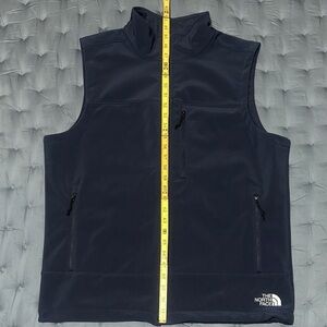 The North Face Men's Navy Vest